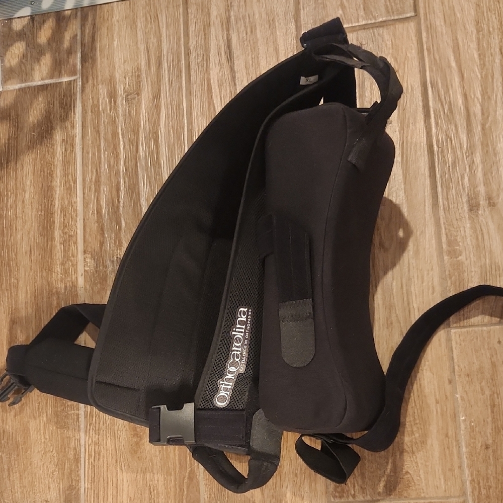 Black Sling Bag After Shoulder Surgery  Similar To DonJoy UltraSling
